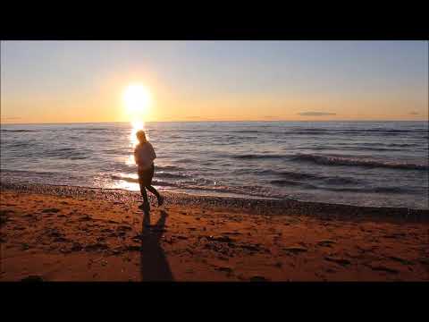 6 Tips for Sea Glass Hunting