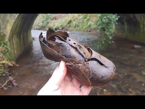 Mudlarking and Treasure Hunting in the City of Bath